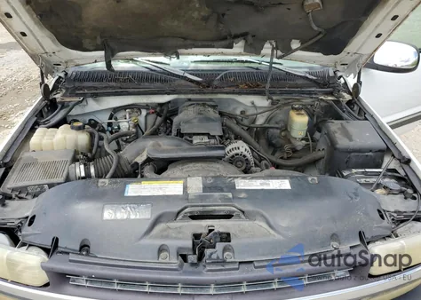 1999 Chevrolet Silverado K1500 из США, поврежденный, VIN 2GCEK19T7X1127927